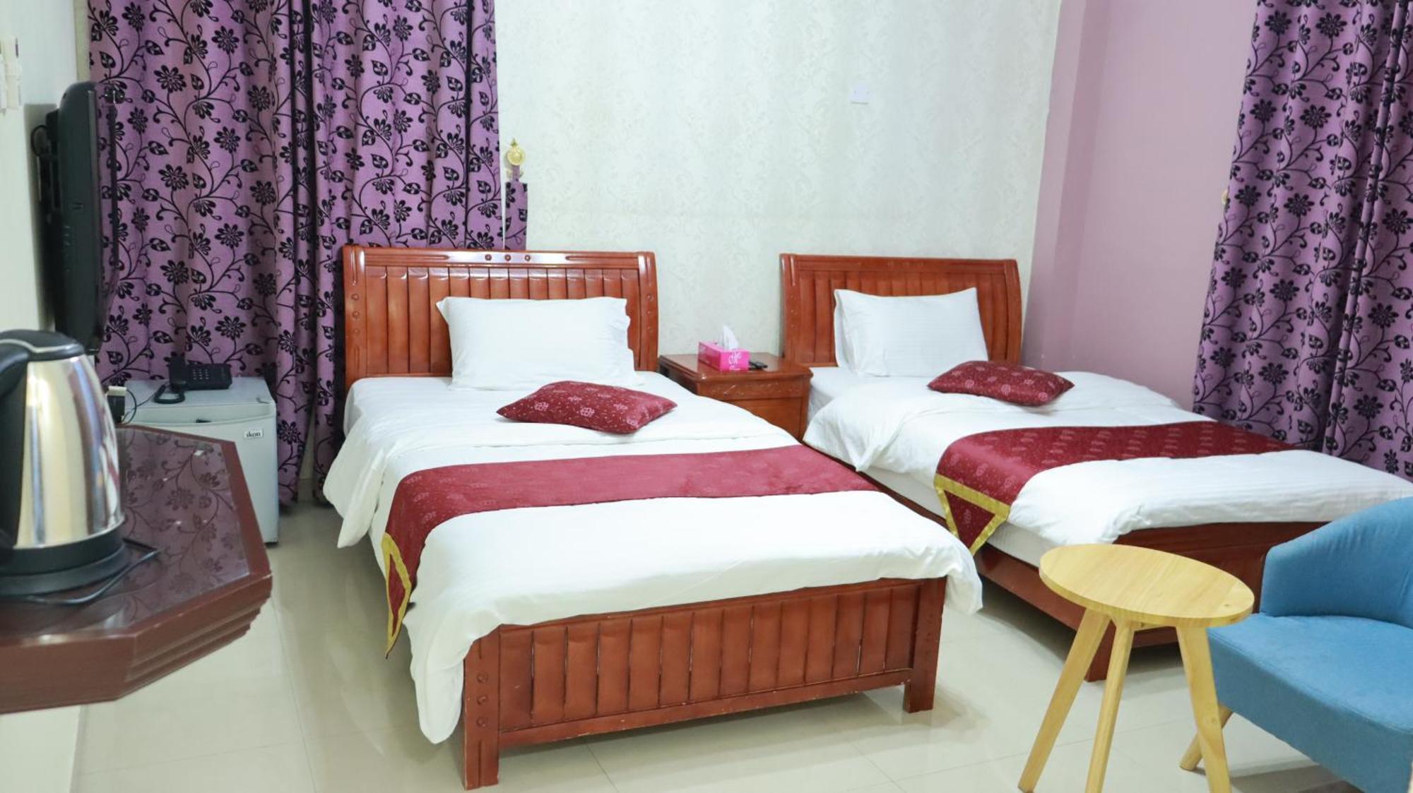 Bahla Hotel And Apartments Oda fotoğraf